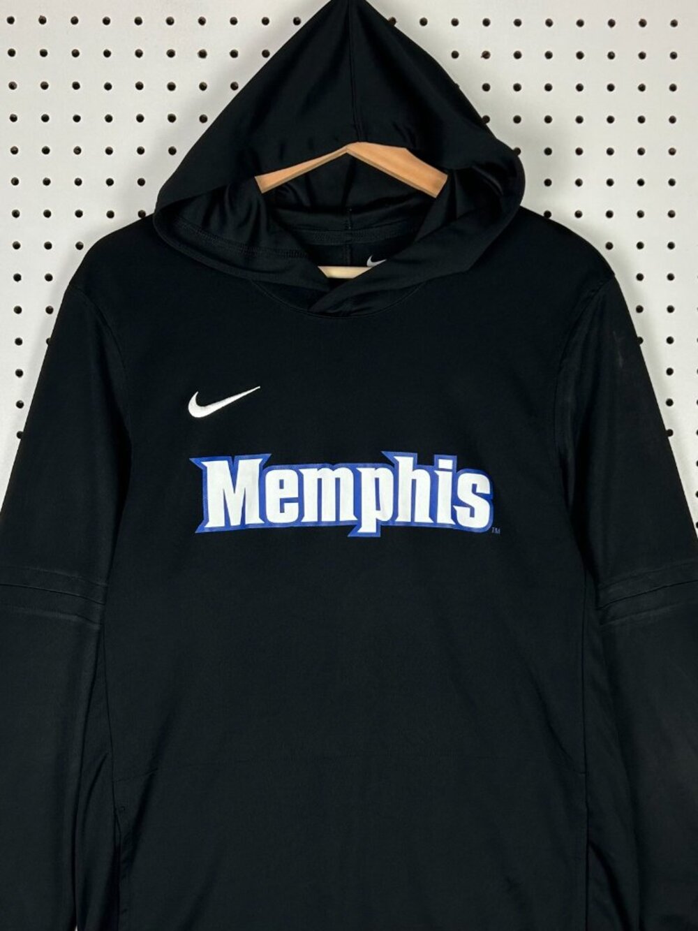 Nike Memphis Tigers Hoodie Medium Black Basketball Team Issued Penny Hardaway PE - Picture 2 of 5